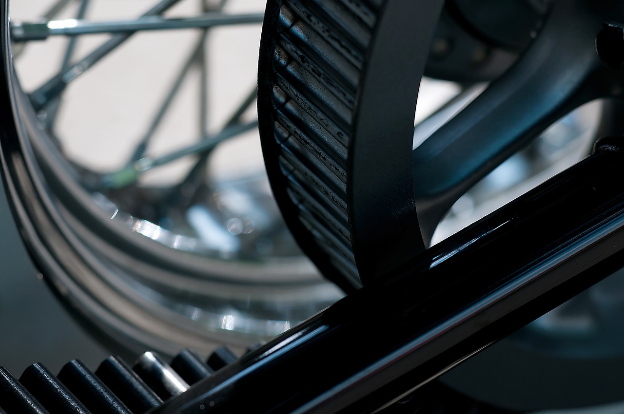 toothed-belt-drive-g82602049f_1280